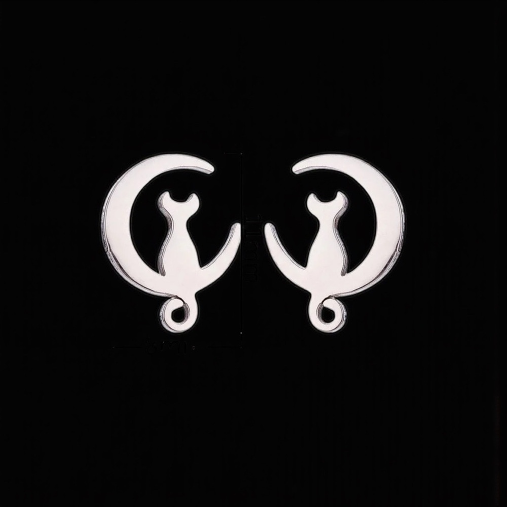Stunning Silver Cat Moon Earrings - NWOT - Picture 5 of 6